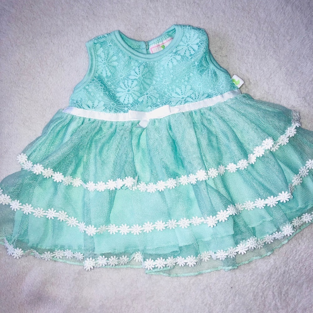 Baby Girl Green Dress Size 3-6 Months - RN# 36753
